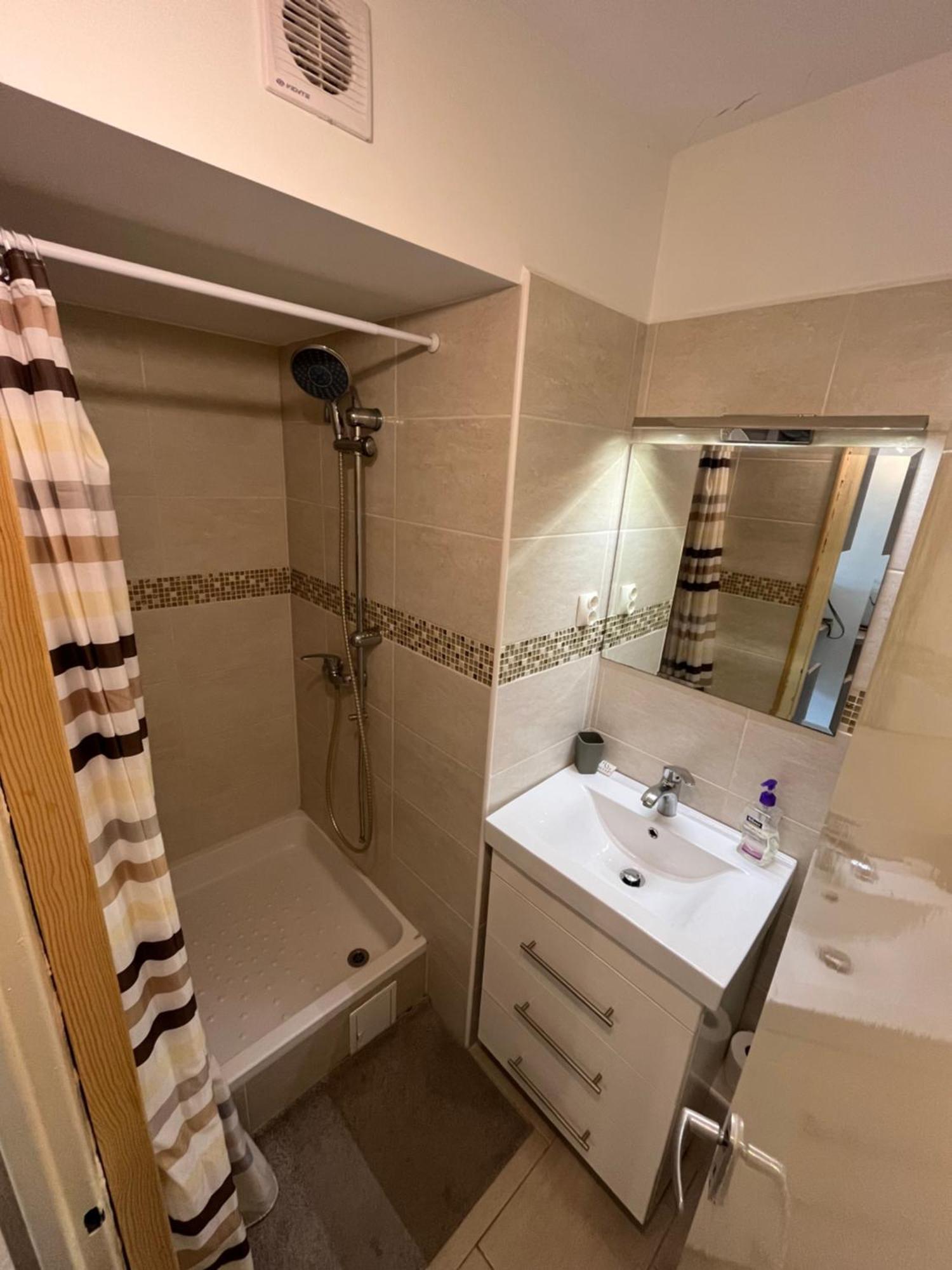 Silver Beach Retreat Шиофок Экстерьер фото